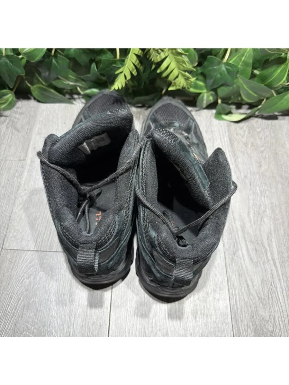 Merrell Moab 2 Vent Mid Sneaker Men's Black Athletic Hiking Shoes - 10